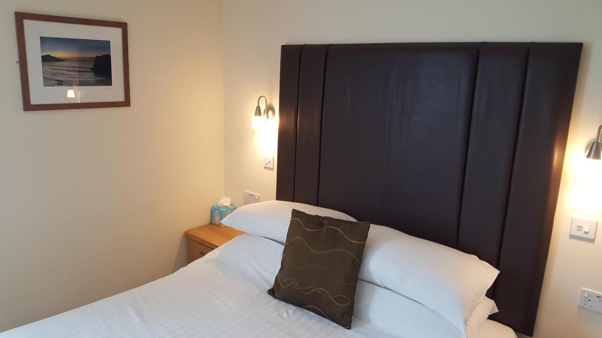 New Quay ゲッコーズ レスト Bed & Breakfast エクステリア 写真